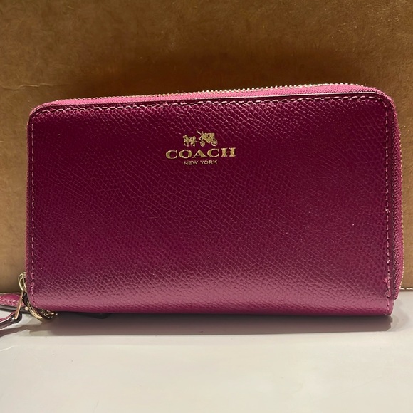 Coach Handbags - Coach Women's Wallet